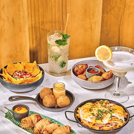 Ξενοδοχείο με διαμερίσματα Upon Prime Residences